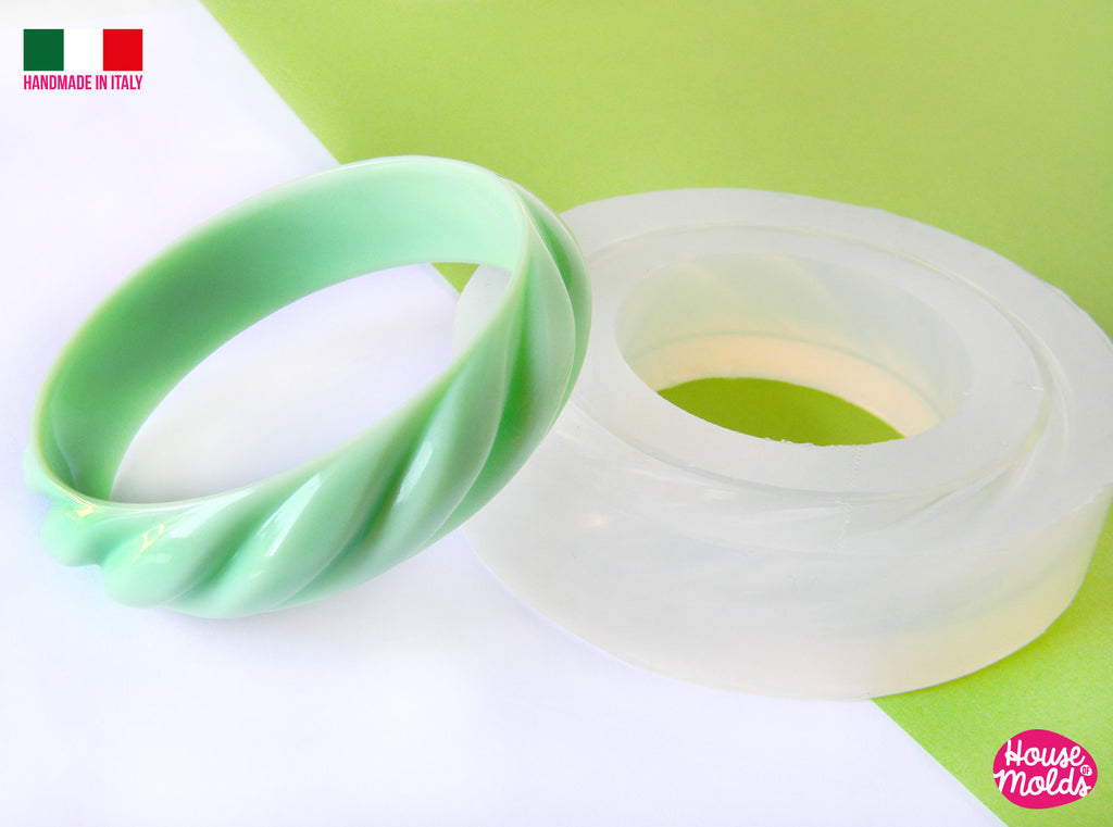 Carved Swirled Bangle Clear Mold , 68 mm inner diameter 18 mm heigth , vintage style resin bangle mold ,super shiny results!