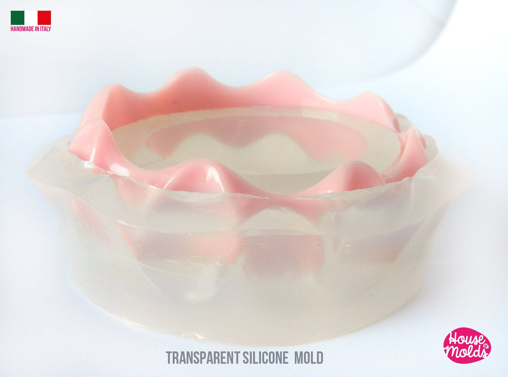 *READY TO SHIP * Ruched fancy  Bangle Clear Mold,resin bangle mold, 66 mm inner diameter 23 mm heigth ,super shiny results