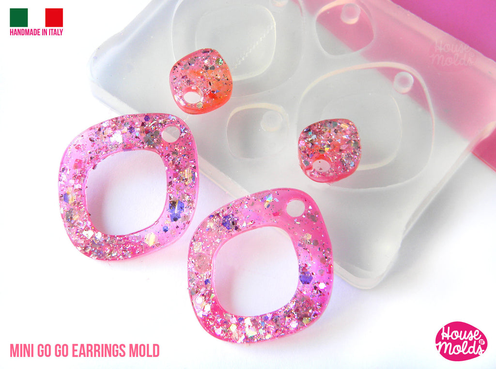 Mini Go-Go earrings Clear Molds , Premade Holes on top , measurements 28 x 26 mm thickness 2 mm  super shiny - house of molds