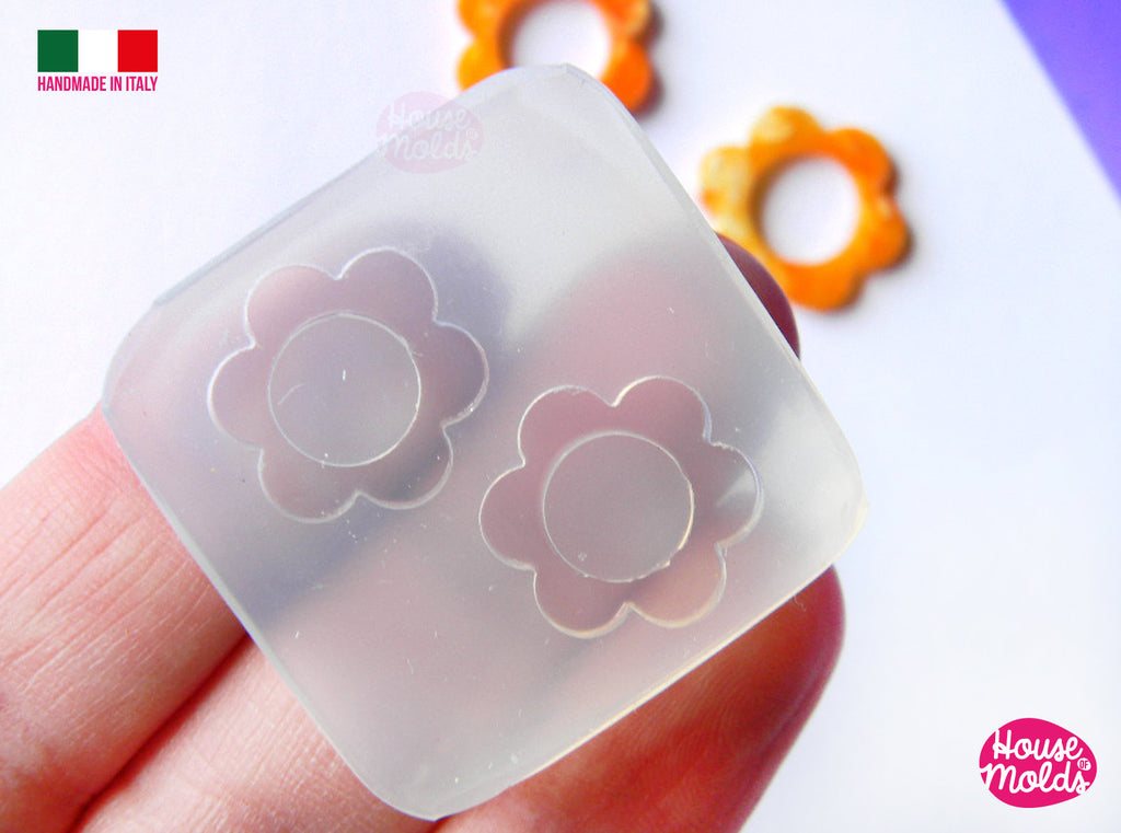 Tiny Flowers earrings Clear Molds , measurements 16 mm diameter -  thickness 3 mm - super shiny - house of molds