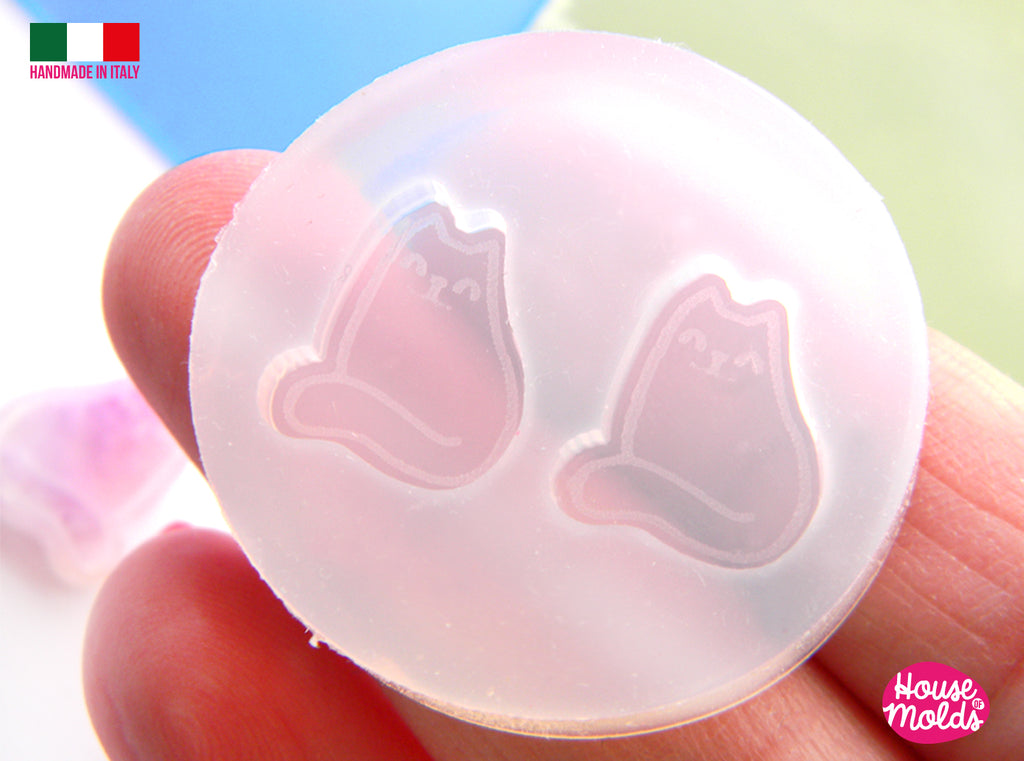 Puffy Cat Tiny studs earrings  Clear Mold  , 14 x 12 mm ,   thickness 3 mm - super shiny - house of molds